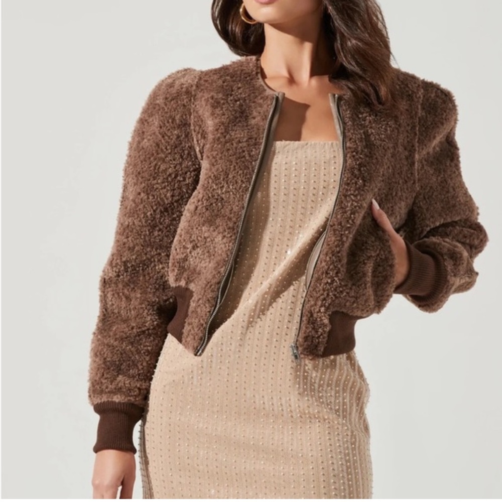 ASTR Stacy Faux Fur Coat